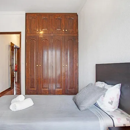 Apartamento A O - Aires Peniche