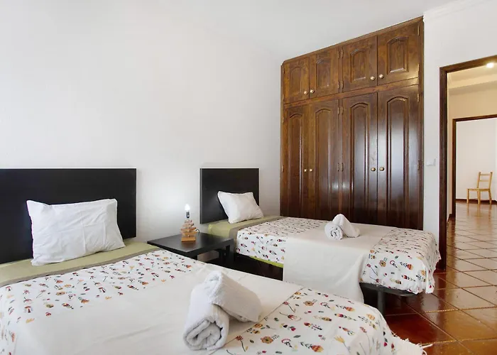 A O - Aires Διαμέρισμα *