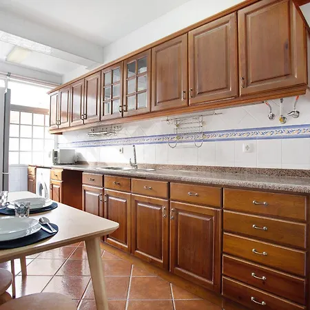 A O - Aires Пениши