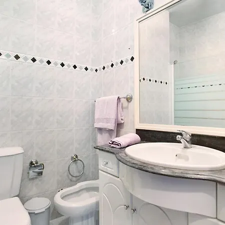 Apartment A O - Aires